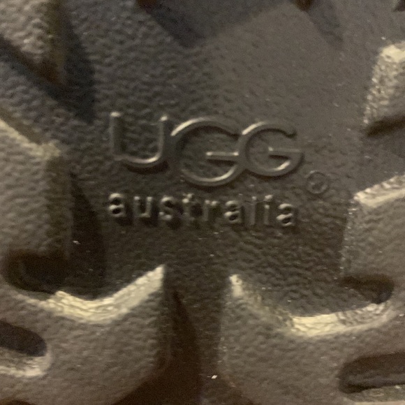 UGG Black Leather Mid Calf Boot - Picture 6 of 8